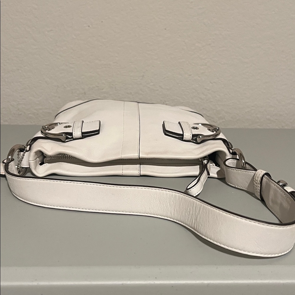 Coach 2000s Y2K buckle shoulder bag - Picture 11 of 11